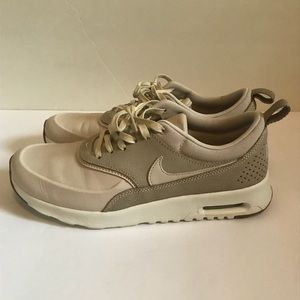 Nike Air Max Thea’s Tan/Creme